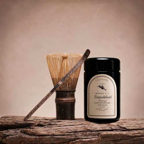 Kit simple CHLORÈME : bocal de matcha Tsuyuhikari, chasen et chashaku en bambou sombre